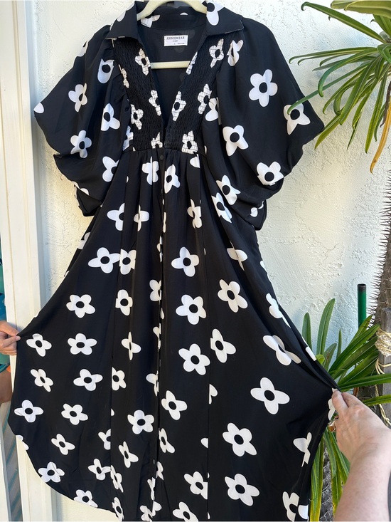 Anthropologie Dresses & Skirts - Anthropologie (Anniewear Los Angeles) Black Dress with White Floral Pattern, L